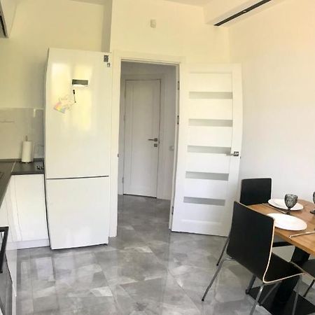 Затишні Та Просторі Апартаменти В Новобудові Тернопил Екстериор снимка
